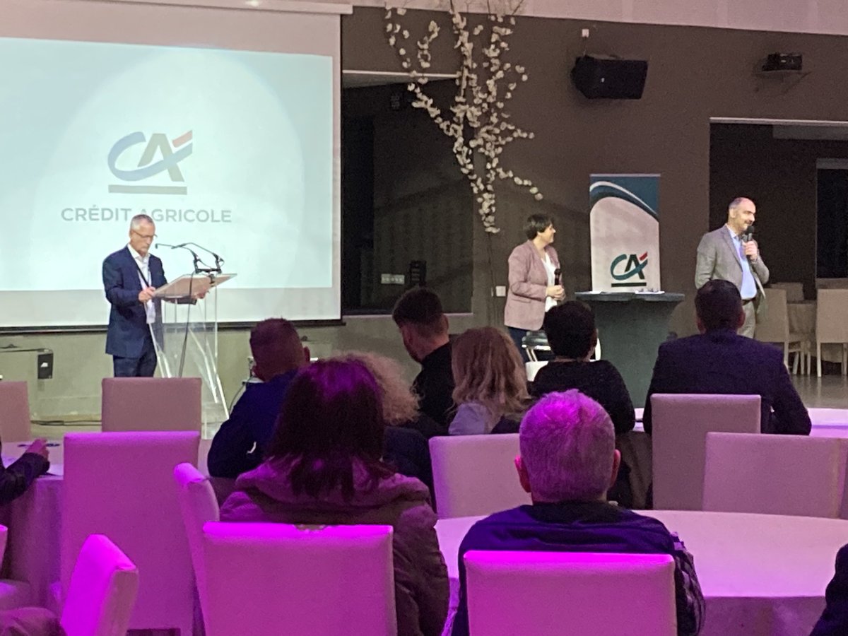 #caisselocale #bourgoin #EnsembleOnyArrivera Rencontre annuelle des sociétaires de la caisse locale de Bourgoin Administrateurs et collaborateurs au rendez-vous pour aider les sociétaires à relever les enjeux de demain Fier d’être sociétaire