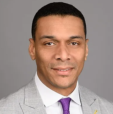 This week’s #RISERegistry Highlight is National Advisory Board Member Carl Hill PhD, MPH. @hillcv17 is the chief diversity, equity and inclusion officer for the Alzheimer’s Association, overseeing strategic initiatives to strengthen the Association’s outreach to all populations.
