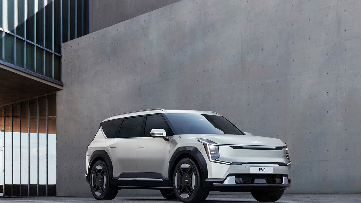 Kia EV9 2023: Radical Design, Autonomous Tech dlvr.it/Skxn1g