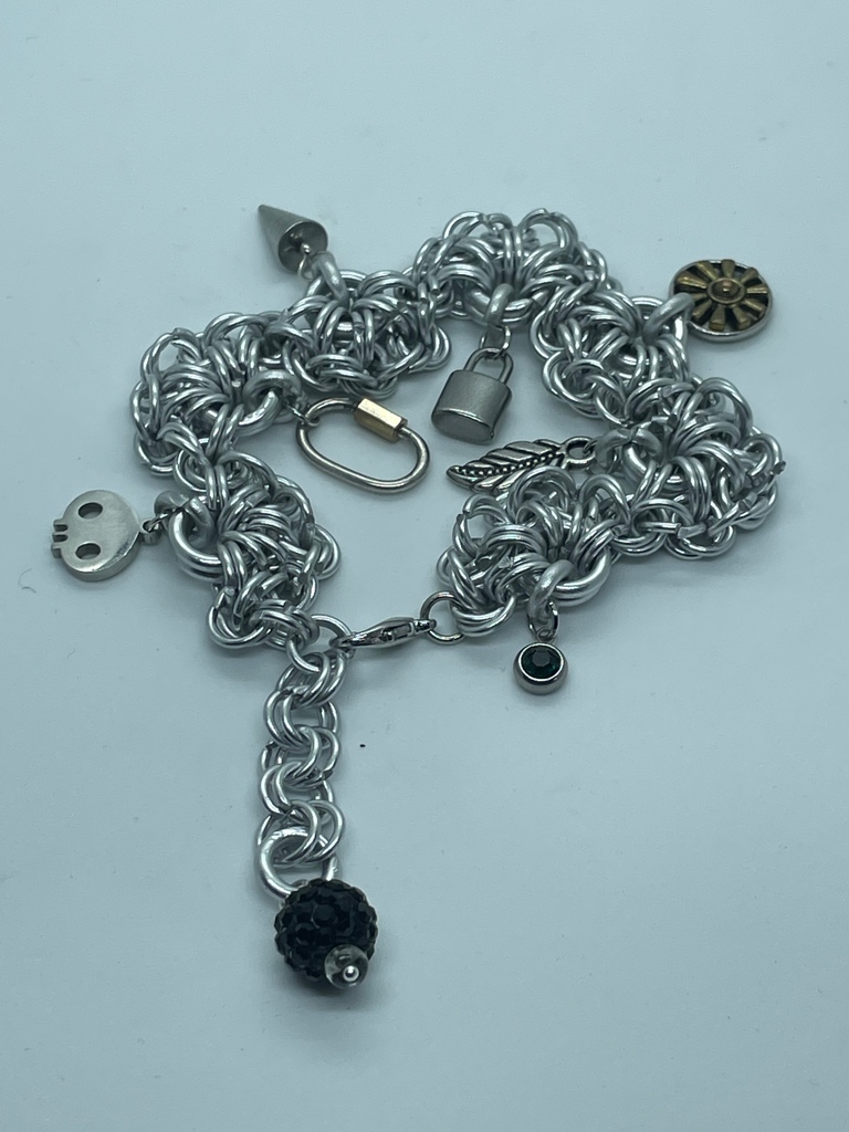 rock meets more rock!🤘😎

etsy.com/shop/circletsc… instagram.com/circlets12/
#rock #chainmaille #chainnmail #handmade #photooftheday #photography #instrgood #punkfashion #punk #picoftheday #cute #follow #tbt #followme #like4like #repost #peace #coffee #epilepsy #disabled #seizures