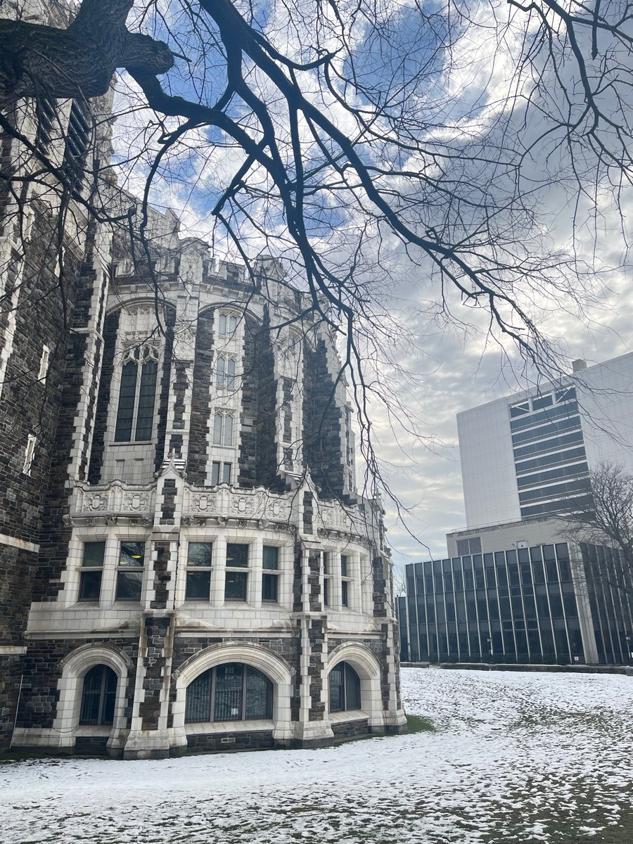 Winter is melting away over at CCNY... Come uptown to campus tomorrow and see for yourself. Oh, and stick around for Prof Craig Elimeliah's <a href="/BIC/">bic</a> Lecture on "The Spectrum of Identity" starting at 6PM. RSVP ASAP, bit.ly/3yLwtkg