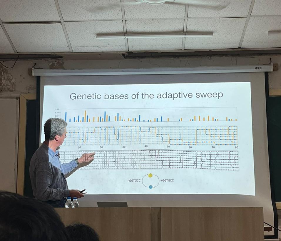 Such an absolute pleasure to have Prof. Rainey @RaineyLab talk about “Evolution of evolvability” at @iitbombay today! (1/3)