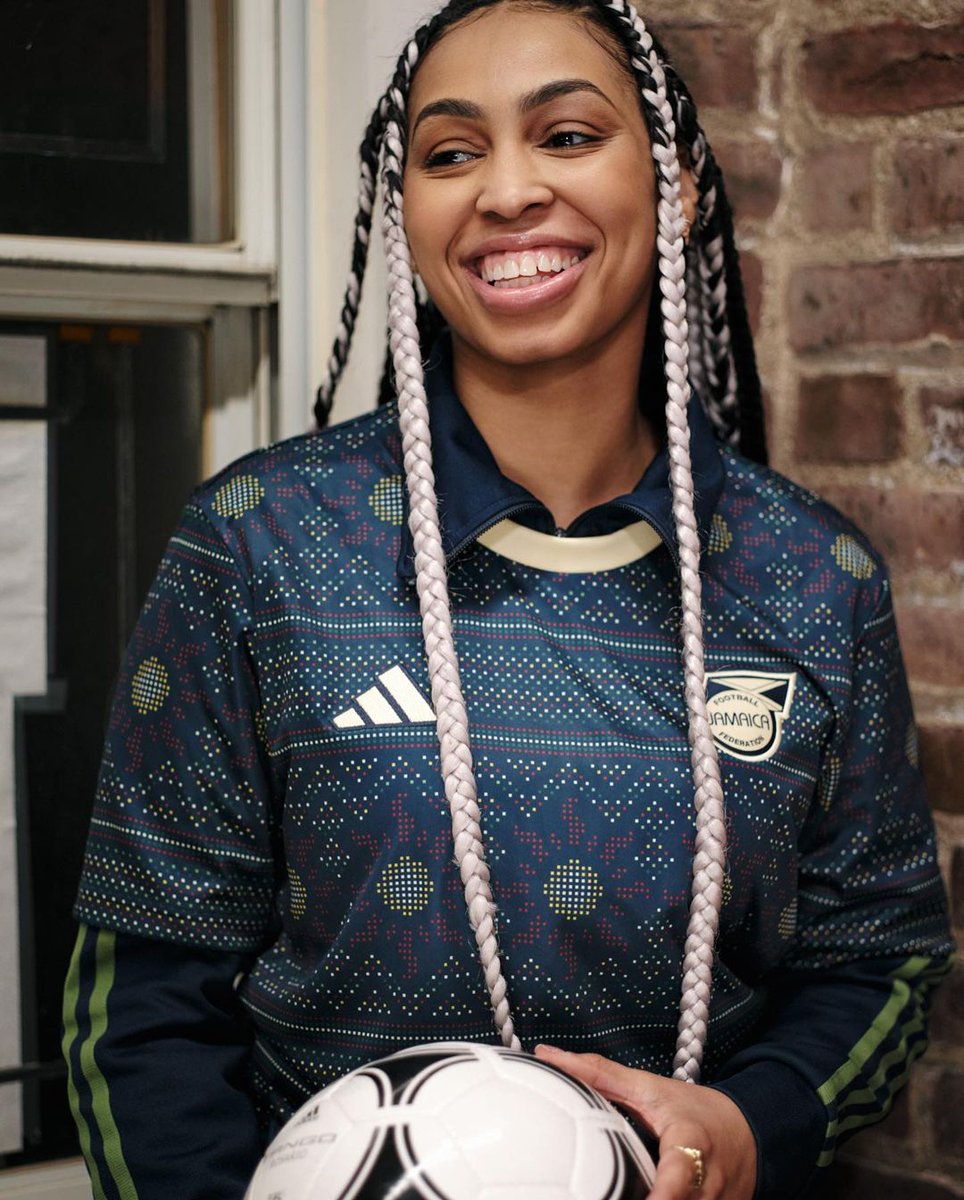 ⚽🇯🇲 Adidas teamed up with the Jamaica Football Federation for