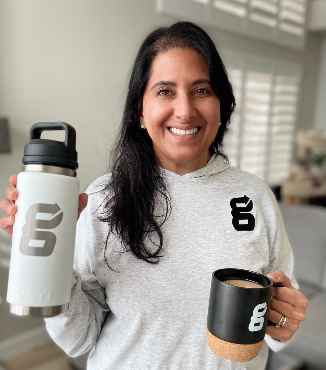 greenlightguru's tweet photo. Fun fact about the Greenlight Guru team...We LOVE our swag! Check out our team rocking their #ggswag from all around the world.๐ https://t.co/J04QfjdIPr