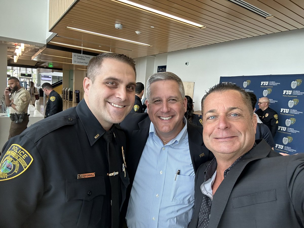 FIUPolice On Twitter RT MOBILEMIKE MobileMike YOU ARE CORDIALLY fiupolice-on-twitter-rt-mobilemike-mobilemike-you-are-cordially