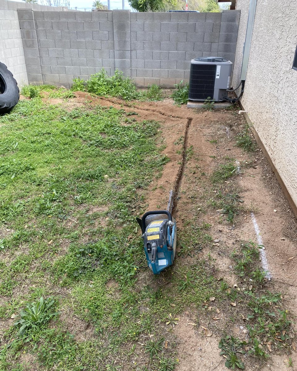 geo_ripper's tweet image. &quot;Time to get trenching prep for system upgrade. Next day, installation of drip system.💦💦&quot; #dripsystem #Georipper #waterchaser Thanks got the post and pic Ponderosa Irrigation Management ! Your lines look great! #georippernation #trenching #trencher #irrigation #ripshovel