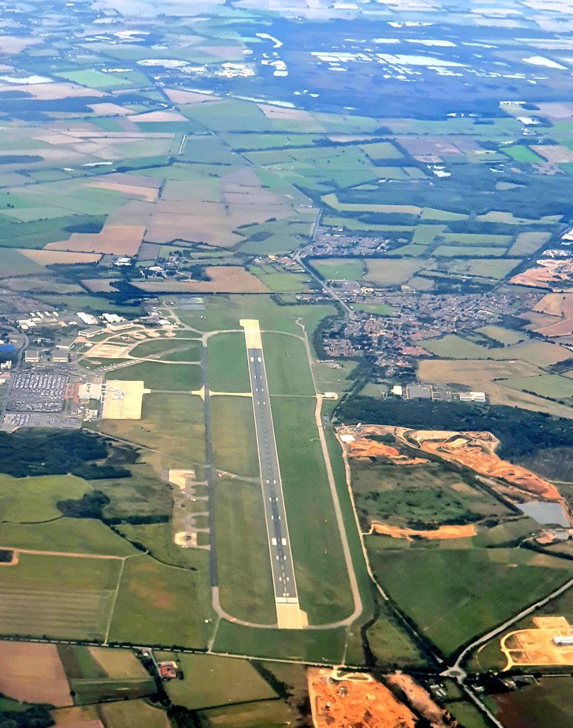 If only you hadn’t closed Doncaster🇬🇧Sheffield International Airport down Robert Hough, Steve Underwood <a href="/PeelLandP/">Peel L&P</a>. Our 4x Award Winning Airport could have been standing shoulder to shoulder with best airports in the world. #TakeTheDeal #saveDSA ✈️#avgeek #pilotlife #aviation