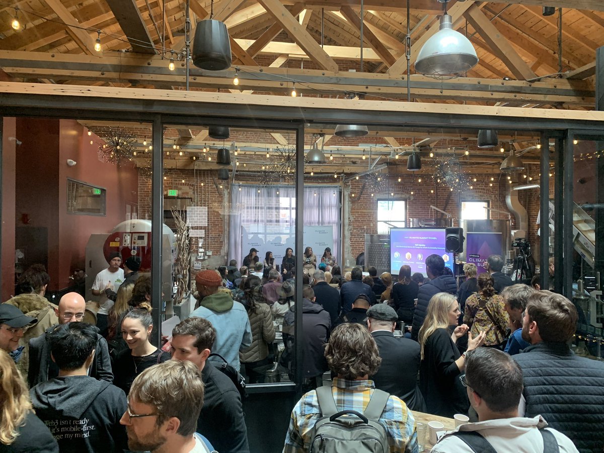 The BxC team joined tens of thousands at #ETHDenver2023 for our first public appearance since our launch in #Davos last month and was ably represented by Exec Director @KrohnRoyal, Board member @dave_fortson, and the @loa_labs team. 

🧵… 1/4