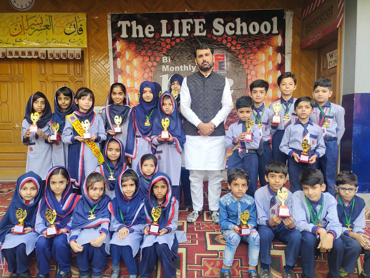 thelifeschoolpk's tweet image. Bimonthly Prize Distribution 
Little incentives can bring big change among students when coupled with regular motivation and encouragement. 
Well done all the high achievers!!!

#2nd_DTS_Round #Daily_Test_System #Position_Holders #TLS #G1_to_G6