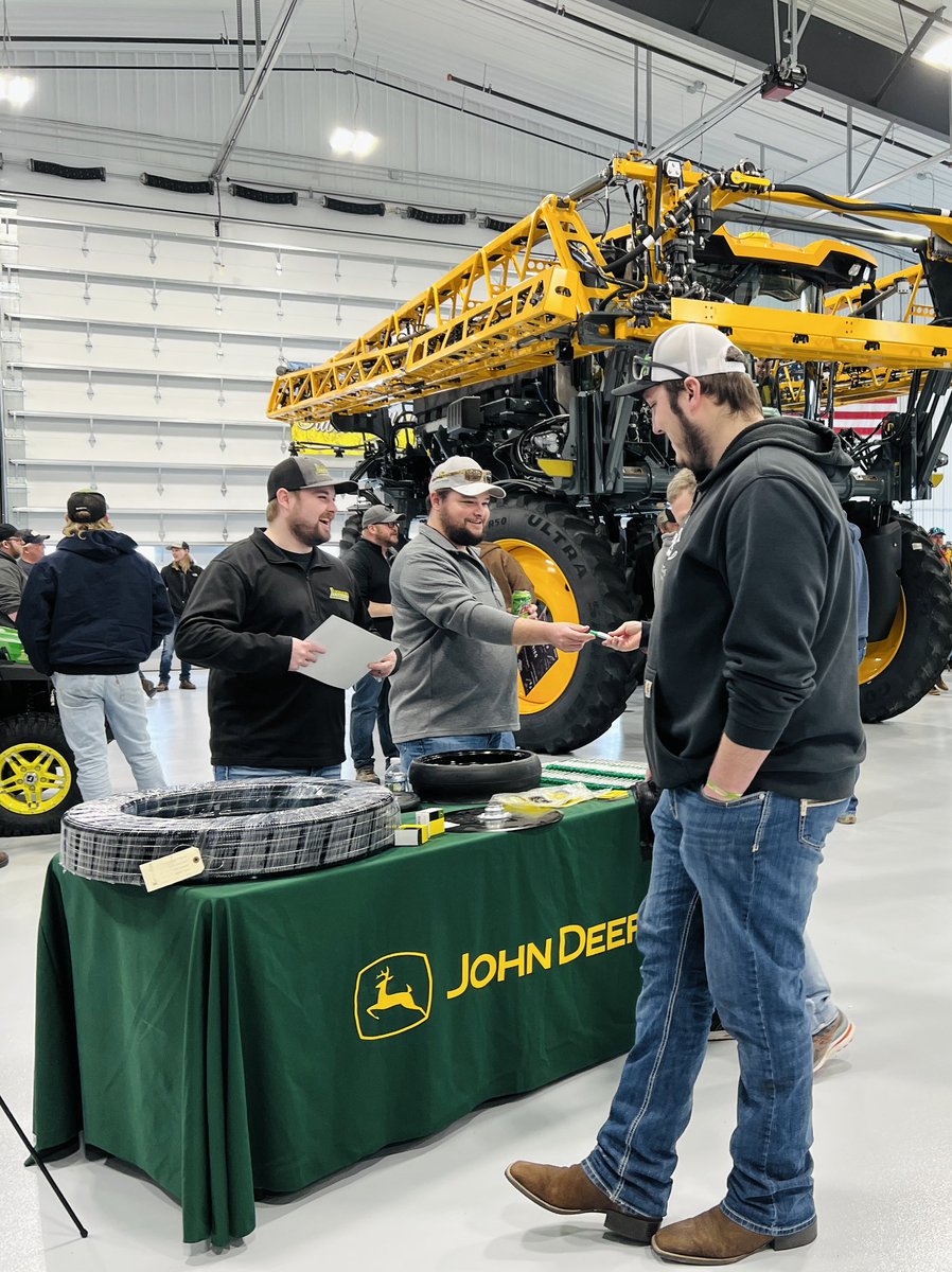 Leading Edge Equipment tweet media