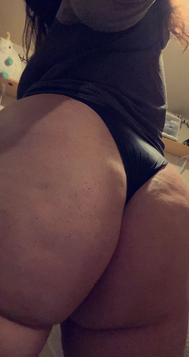 QueenDom_420's tweet photo. Go subscribe to my onlyfans https://t.co/J2Z3EMu18u https://t.co/BUH54PZRXU