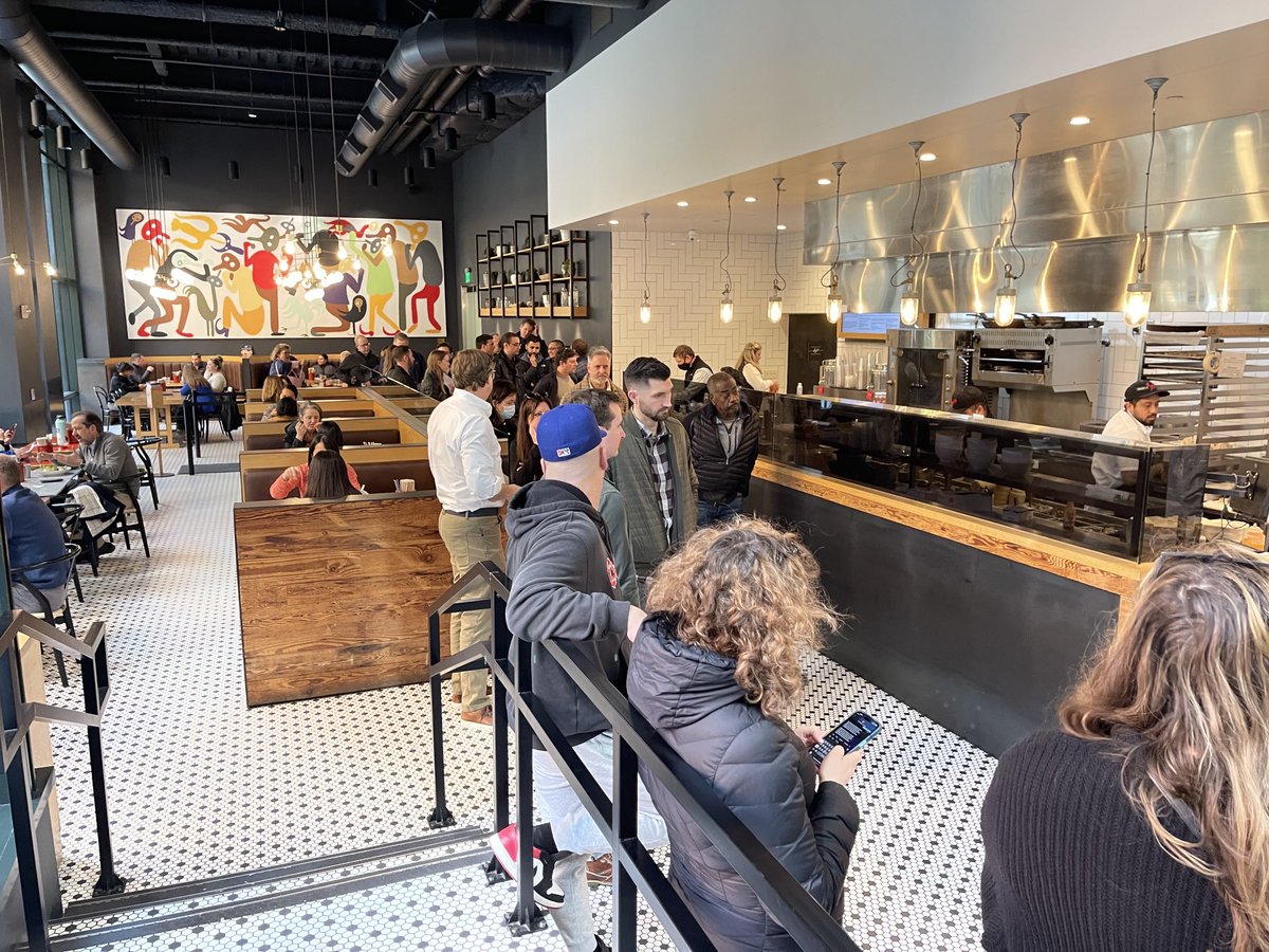 Amir Efrati tweet media