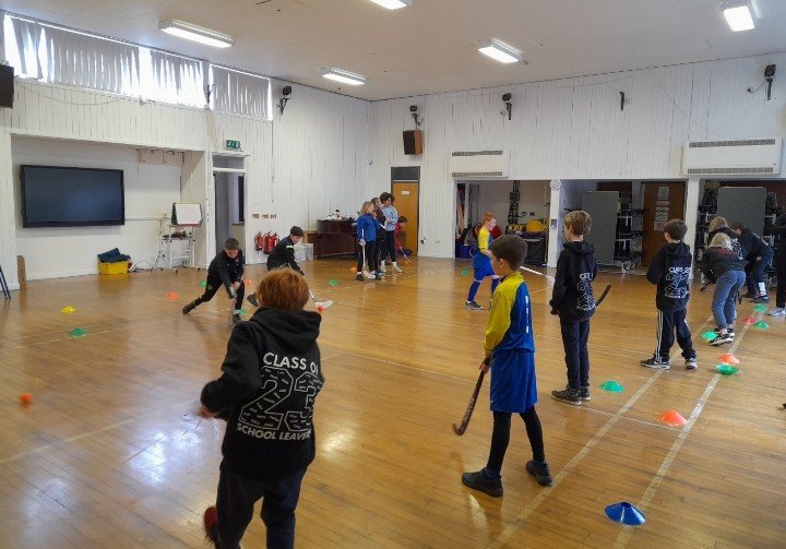 Pennardprimary's tweet photo. Great Hockey session with our Bronze Young Ambassadors and Year 6 today! #pennhealth #pennfun https://t.co/ZOqyD2XmeN