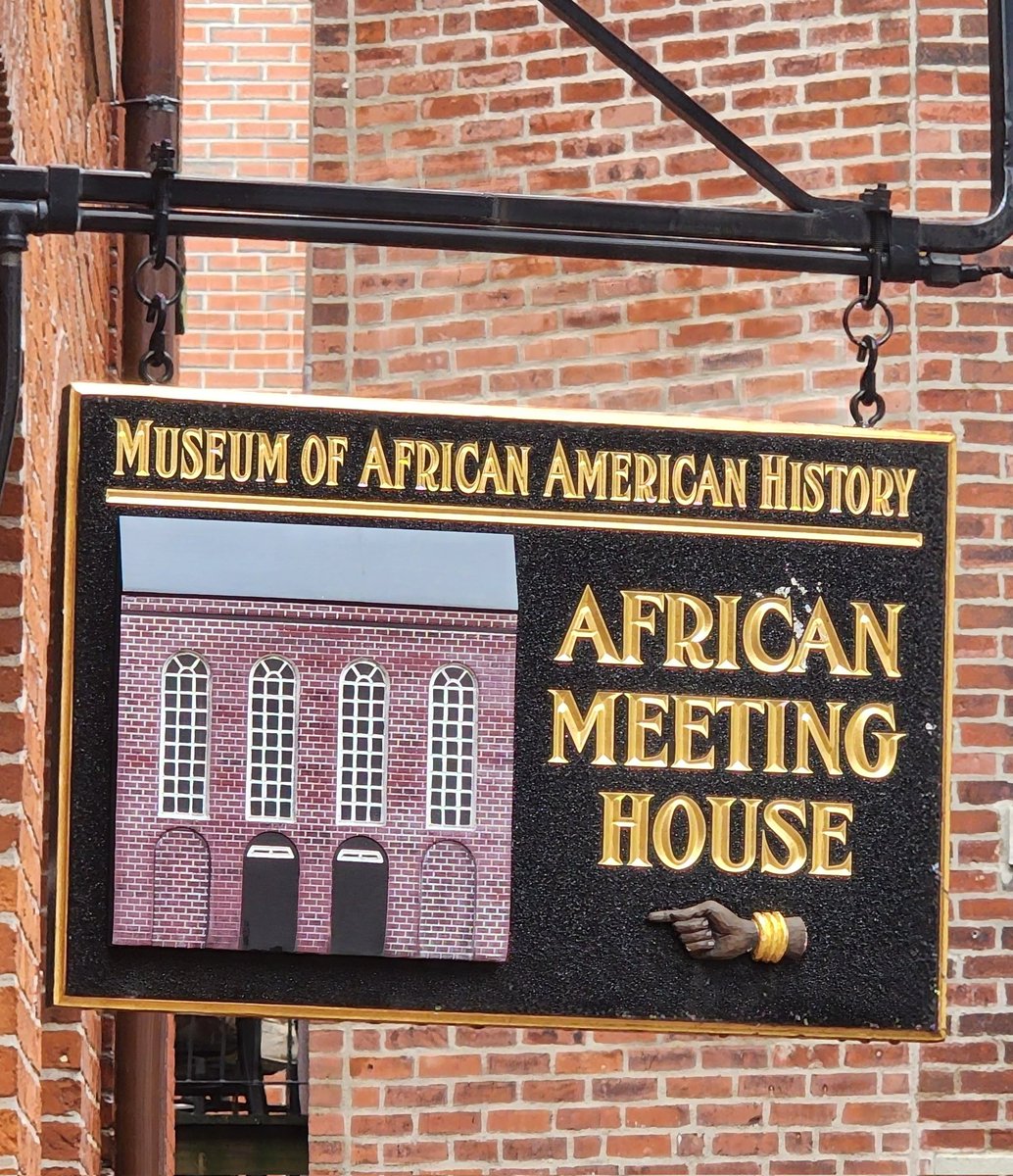 GardereMyers's tweet photo. Started my day out with a visit to the Museum of African American History in Boston. Opened in 1835, the Abiel School was the first building erected in the US for the sole purpose of housing a black public School. #R12LLAC @Region12Leaders @marlin_high https://t.co/mgQZ7xZcXa