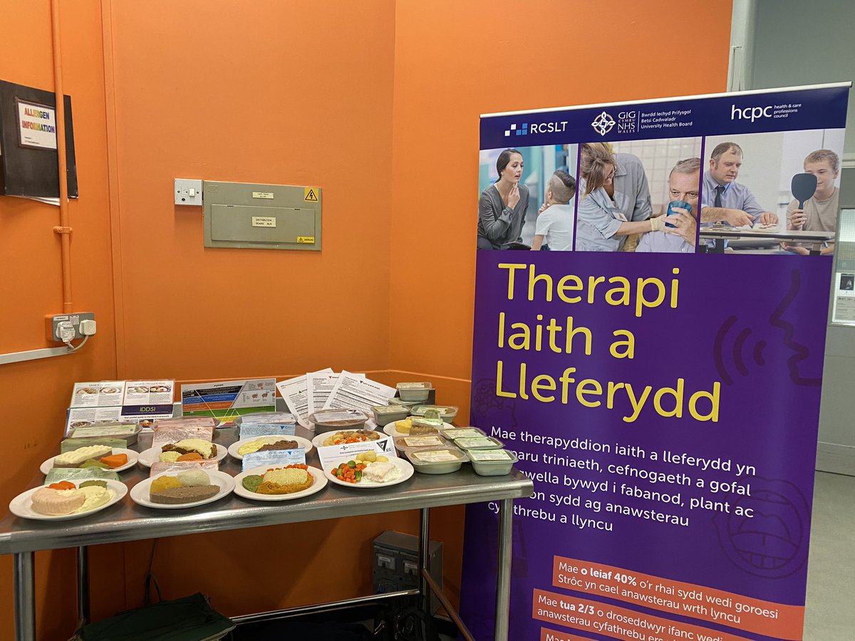 CR_SLT2B's tweet photo. Swallowing awareness day in Ysbyty Maelor today asking for staff feedback on IDDSI level 7 easy chew meals. Diwrnod ymwybyddiaeth llyncu yn Ysbyty Maelor heddiw yn gofyn am adborth staff ar prydau IDDSI lefel 7 hawdd cnoi. @KatieL123321 #slt2b #sltti #SwallowAware2023 @RCSLTWales https://t.co/q5l9OaAZV4
