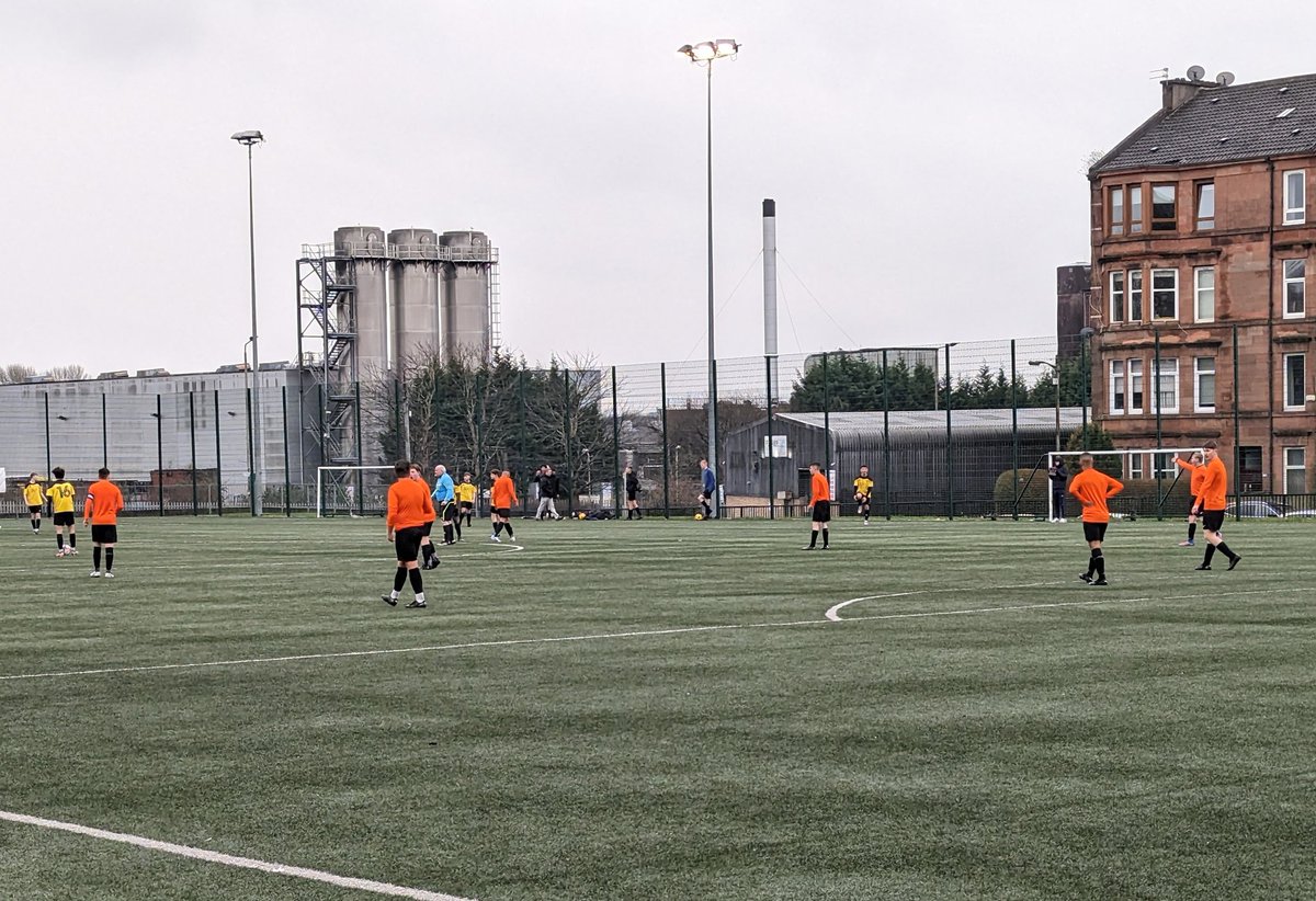 Whitehill_PE's tweet photo. Well done to our senior football team tonight with an outstanding 6-2 win against @HillheadHighPe Semi Finals here we come!
POTM - Gabriel
Mo ⚽⚽
Brandon ⚽
Calum ⚽
Kingsley ⚽⚽
@Am_CoachWFA @MrDochertyPE  @FootballAcadWSS @WhitehillSec https://t.co/MLwpKzVNiY