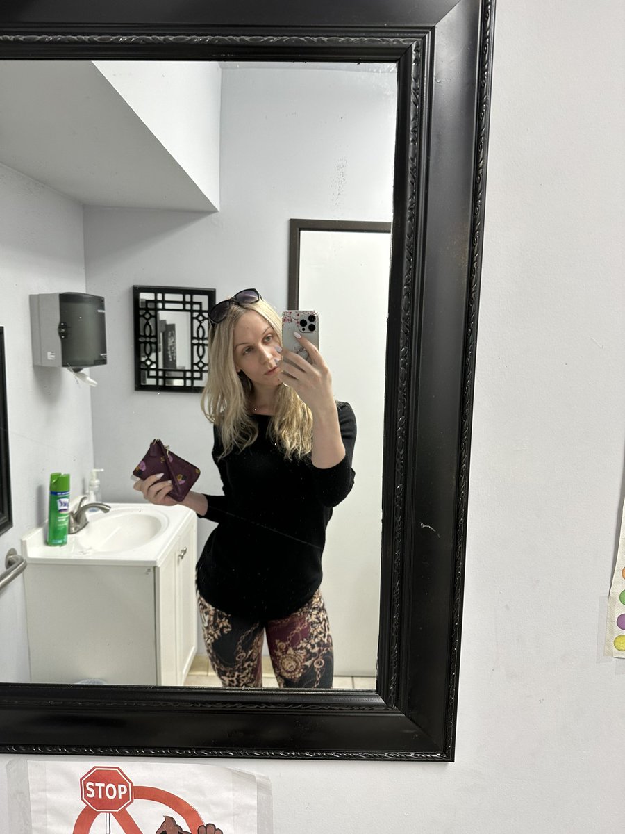 Olivia Would be in LA March 15-22 on Twitter: "Do you recognize this ...