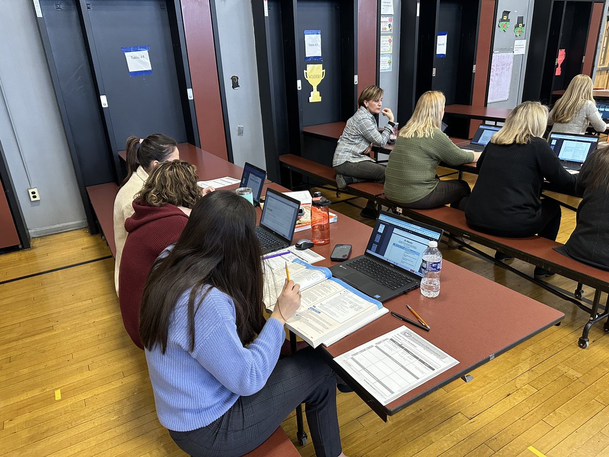 BTPSLearns's tweet image. Teachers getting to work during their @CurriculumAssoc PD and planning #smallgroupinstruction. Great to see team collaboration at all of our elementary schools. @BrickSupt