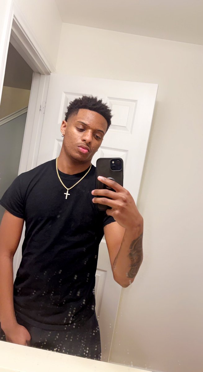 2official_daron's tweet photo. twitter dump🗑️ https://t.co/X2aopoWZT5