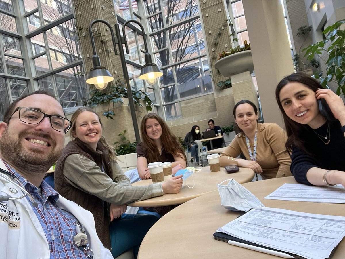 DiabetesNinja's tweet photo. #Glandular #coffeebreak with our fantastic #PedsEndo team! ☕️🩺⚕️@STLChildrens @WUSTLPeds https://t.co/1NWT52w5Bj