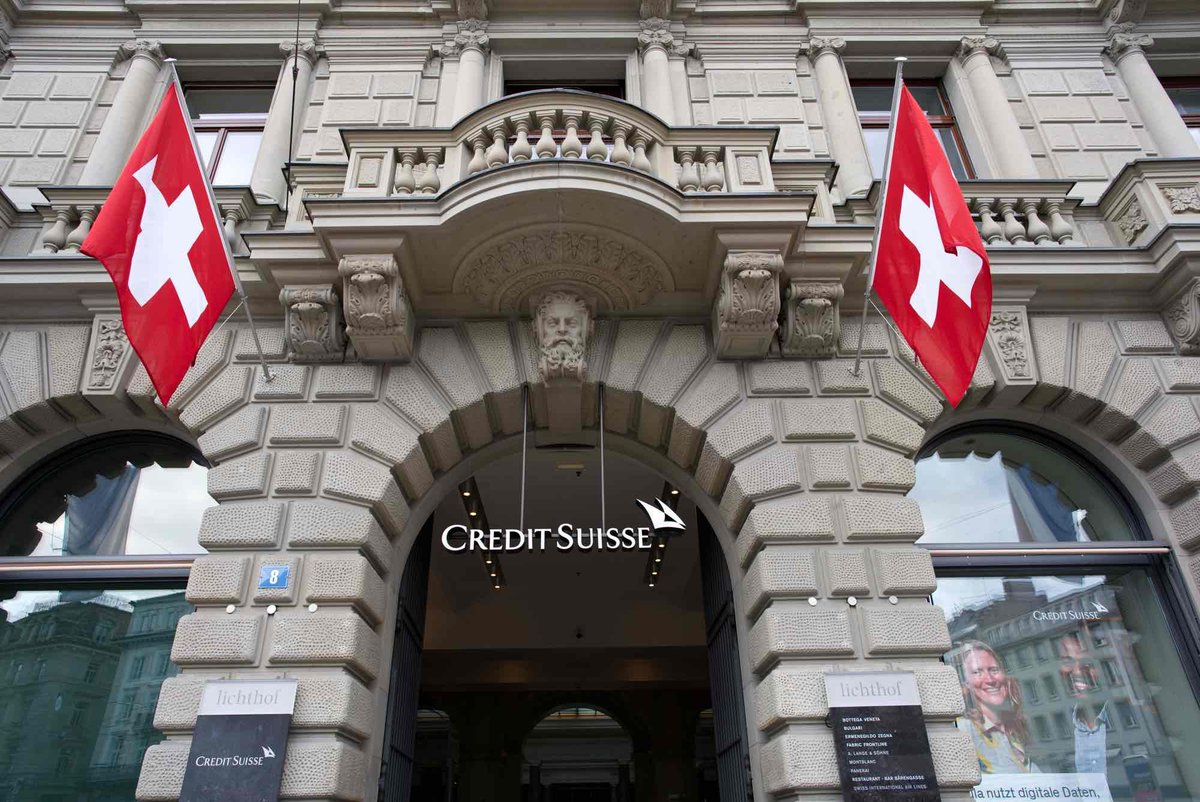 fedayn_crypto's tweet photo. 🚨#CreditSuisse collapses and the crisis knocks on Europe's doors.

#CS, one of Switzerland's largest banks, has appealed to the Swiss National Bank for a public show of support after its shares tumbled more than 30%.

1/5 🧵👇 https://t.co/Ytuspp82Il