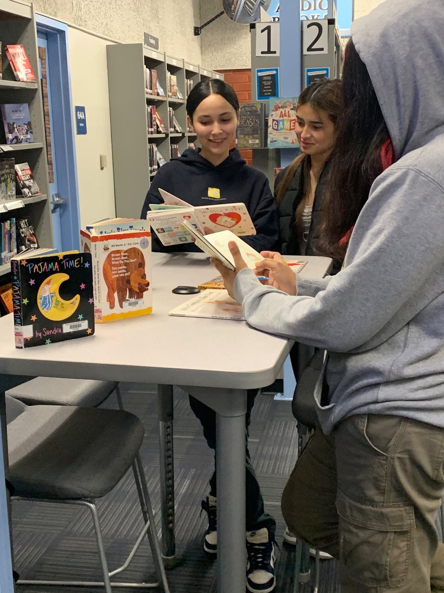 Montclair High School Library tweet media