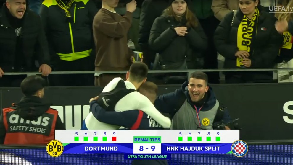 foet247europa's tweet photo. Hajduk Split are in the semi finals of the UEFA Youth League after beating Dortmund 9-8 on penalties. #UYL #BVBHAJ #BVBHajduk https://t.co/ch6nowmIUu