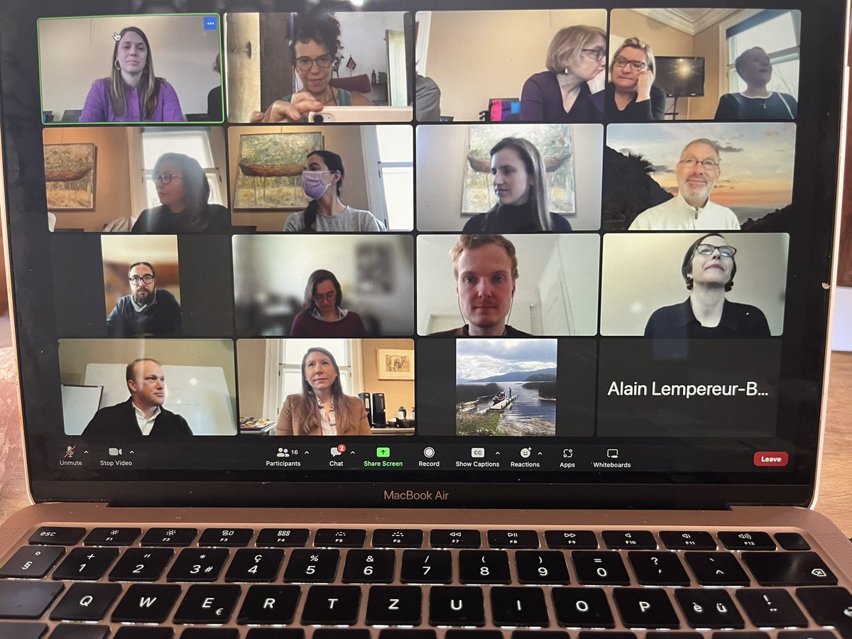TPaffenholz's tweet photo. 🙏🏼@HarvardNegoti8 Journal @LeslieWingender @Pfirchow for fostering the debate about #localisation in Peacebuilding to critically interrogate the gap between discourse and practice among donors and the aid industry. https://t.co/PwCnXQGt8q