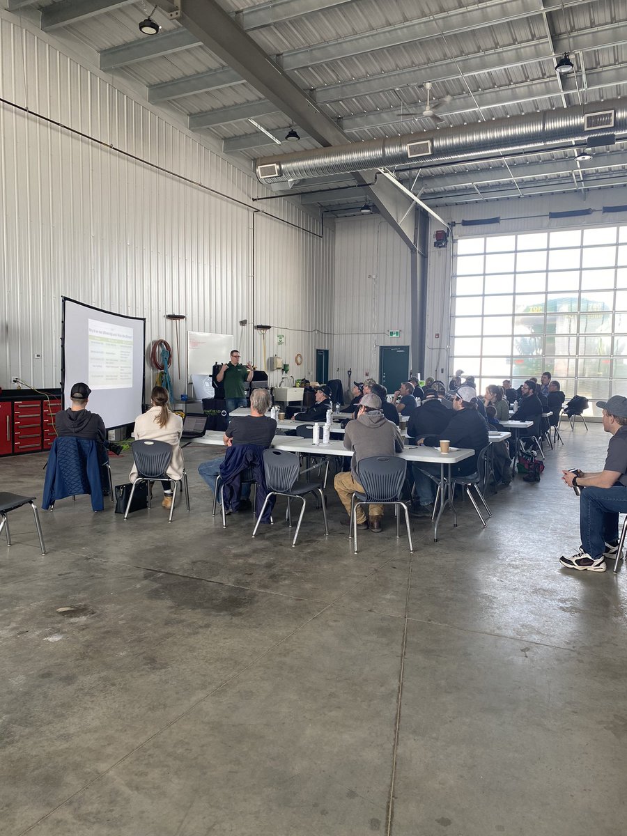 Danielle Chamberland tweet media