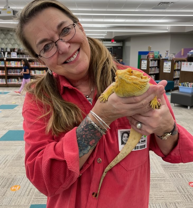 Dianna Hutts Aston tweet media