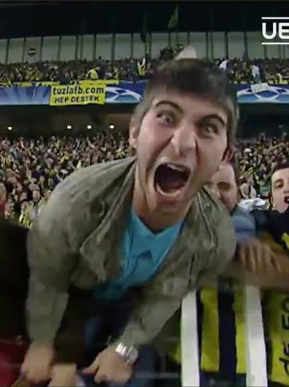 yarın bu saatlerde;
 
 ya böyle olacağız                 ya da böyle