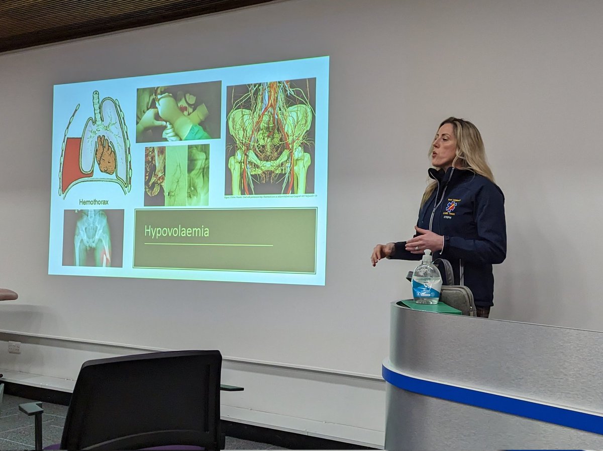 #CARETeamSessions up and running now..

<a href="/steph_cowan2/">Stephanie</a> is speaking about the management of haemorrhagic shock

We've also got a number of workshops underway featuring haemorrhage control and splinting equipment