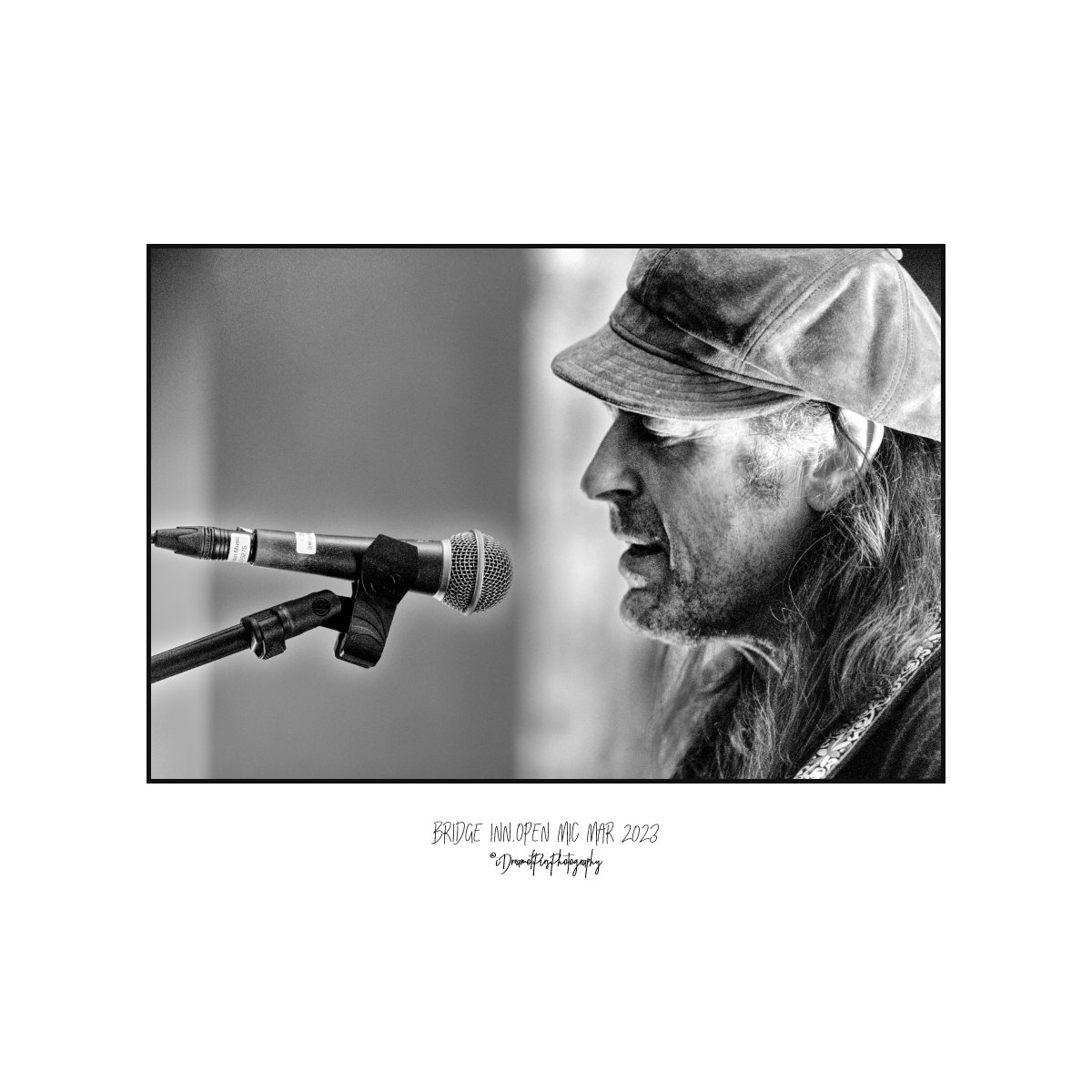 Idreamofpiepics's tweet photo. Some  images from #OpenMic at #BridgeInn  Tarvin Rd on Mon nights hosted by #luosjohnson Plenty to listen to with something for everyone. To see what's on, where &amp; when, visit #ChesterOpenMicEvents at https://t.co/P1NifmEmf2 #chester #music @ShitChester Support local #music https://t.co/UZDRoauqaE