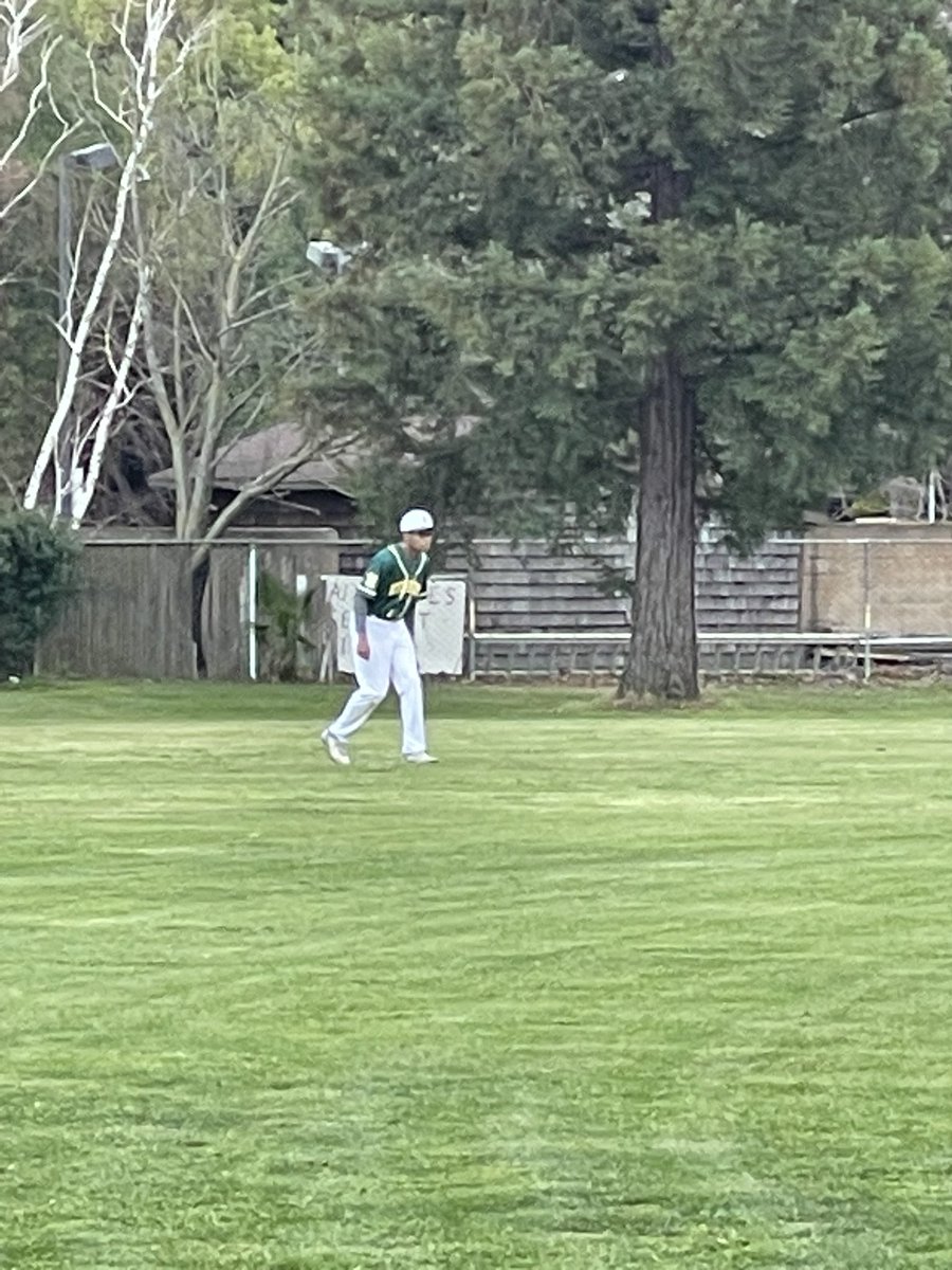 oldmantalen's tweet photo. only up from here @JohnFKennedyCo1  @SacStBaseball @FresnoStateBSB @PG_Uncommitted @wvc_vikings @crc_baseball @ArcBeaver_Bsb https://t.co/6Hf0GF1w8G