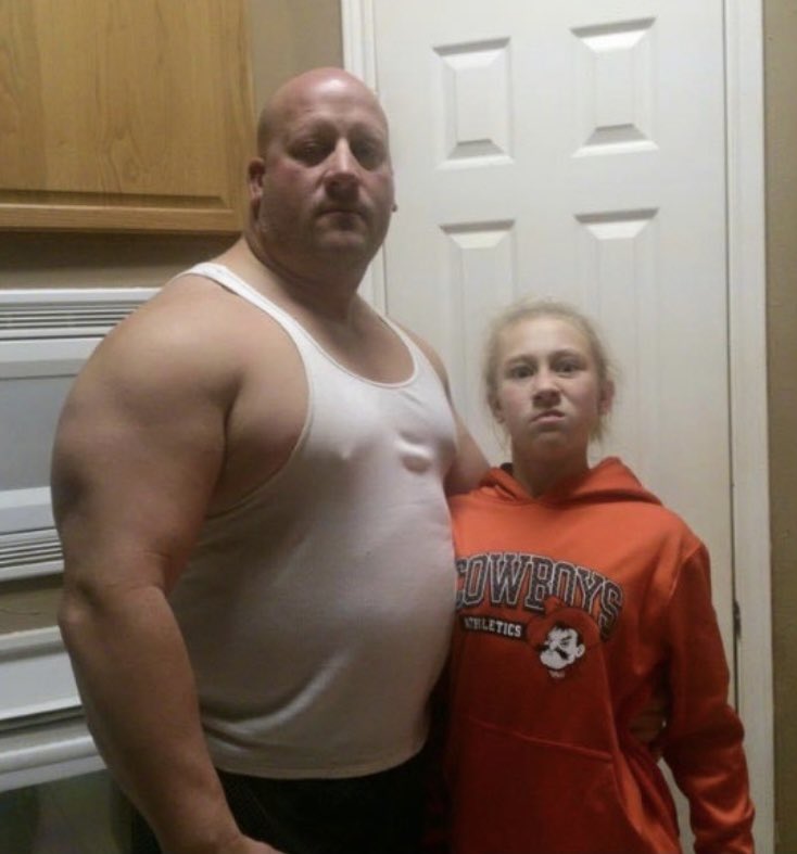 Russ and Heidi Phillips🏈 tweet media