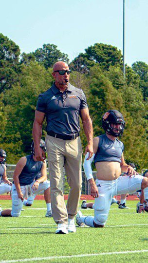 Russ and Heidi Phillips🏈 tweet media