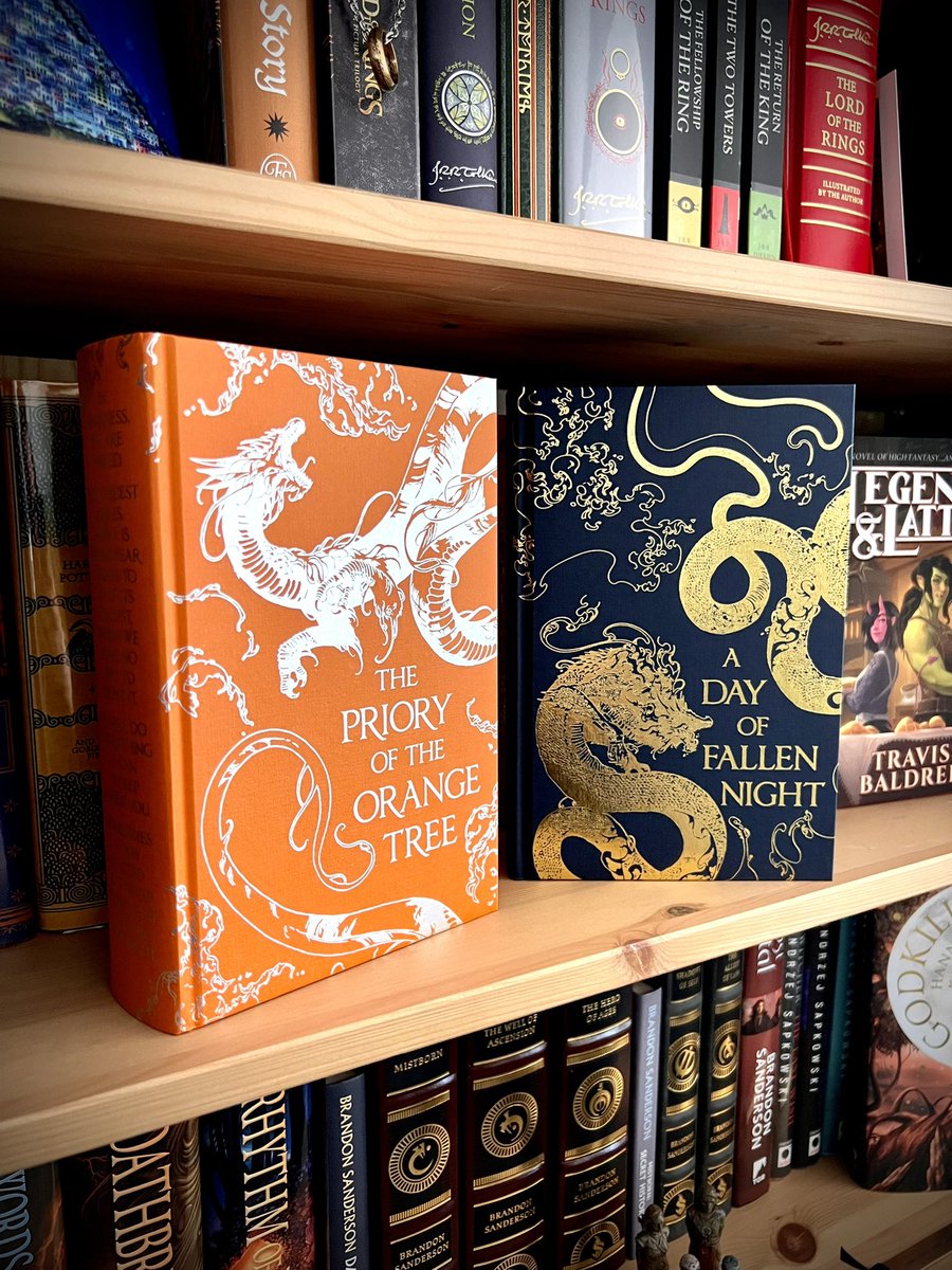JordanGurch's tweet photo. These books are everything right now. Best set yet from  @binding_broken.  ♥️ https://t.co/swkvdDuYRB
