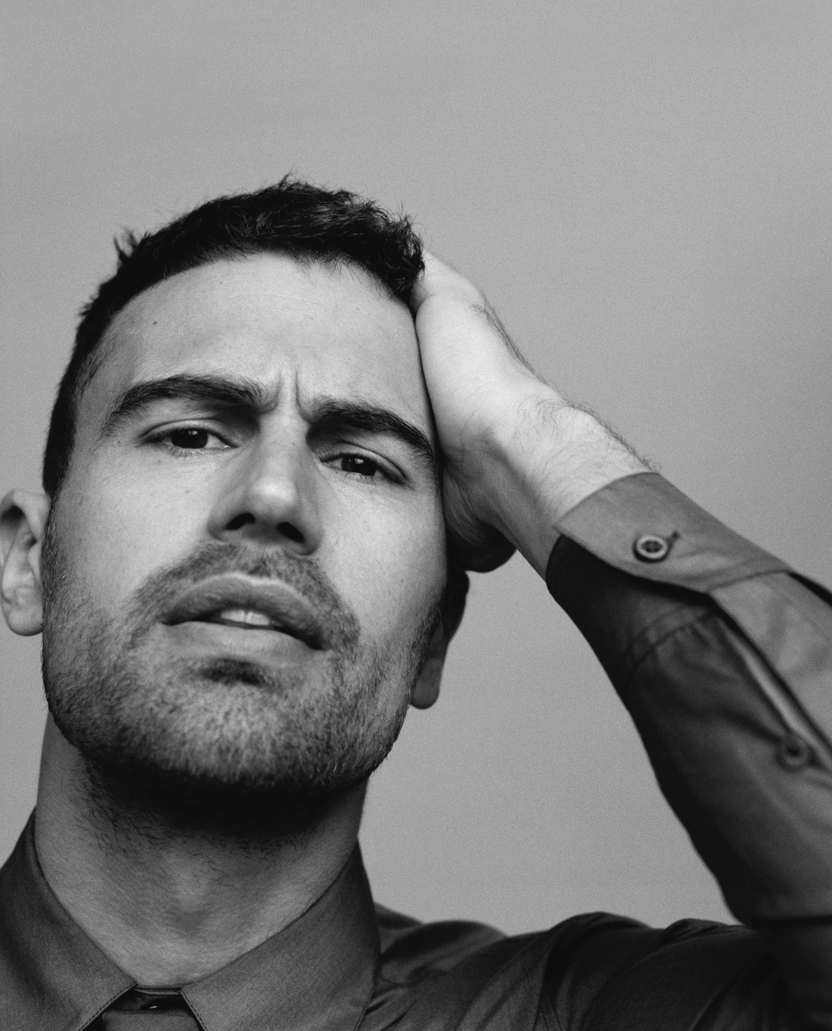 Theo James Brasil on Twitter "📸 MARAVILHOSO! — Theo James em novo