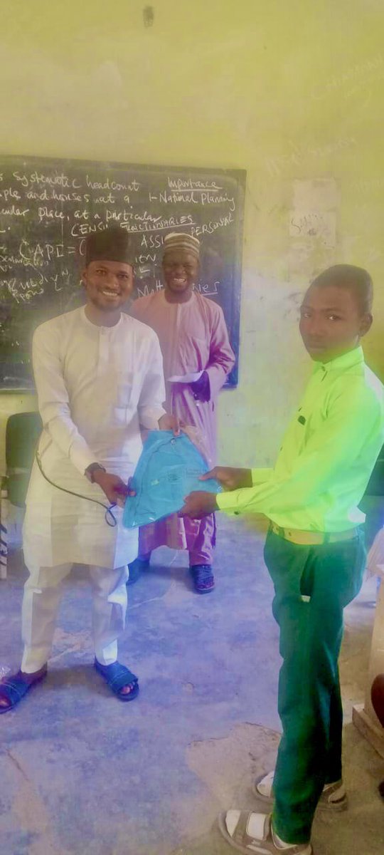 AkhY_Herpheez's tweet photo. Rounded up the SCHOOL CENSUS INITIATIVE 2023 in ZAMFARA STATE.
May Allah bring more opportunities🤲🏻.
#GiveNorthEducation https://t.co/nh2dh7xnfu