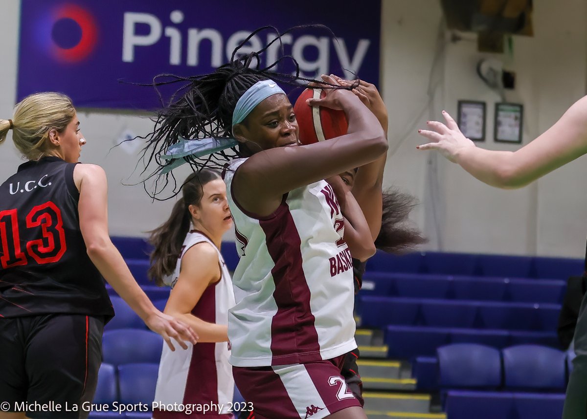 BballIrl's tweet photo. 𝘾𝙤𝙡𝙡𝙚𝙜𝙚𝙨 𝙇𝙚𝙖𝙜𝙪𝙚 𝙁𝙞𝙣𝙖𝙡𝙨🏀

20 points from Kara McCleane and 17 from Emma Glavin helped @unigalwaysport to a 80-51 win over @UCCSport in the Women's Division 1 final🏆

📺 Watch back on https://t.co/HqBGMOAjRW
📈 Game stats @SwishAllHoops 
#Colleges #basketball https://t.co/JFrClZ1p6T