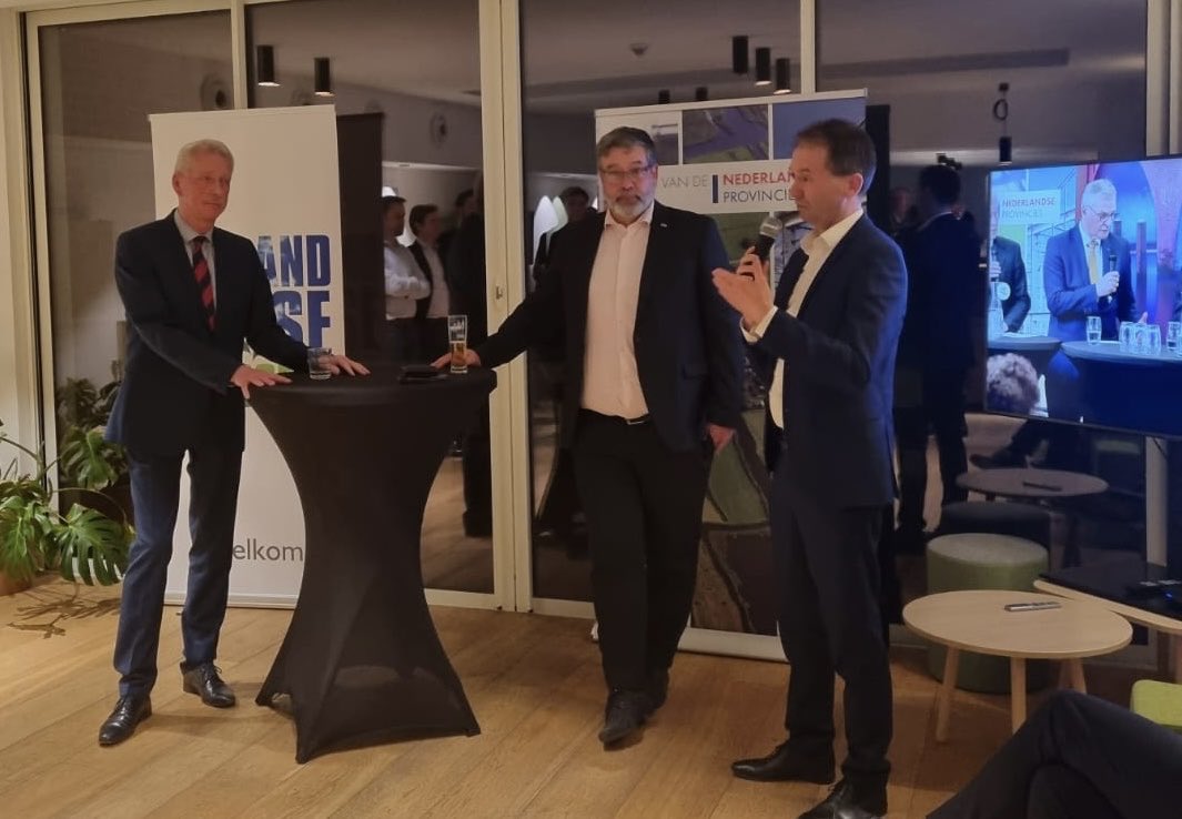 Verkiezingsavond ⁦<a href="/HollandHouseBxl/">Holland House Brussels</a>⁩