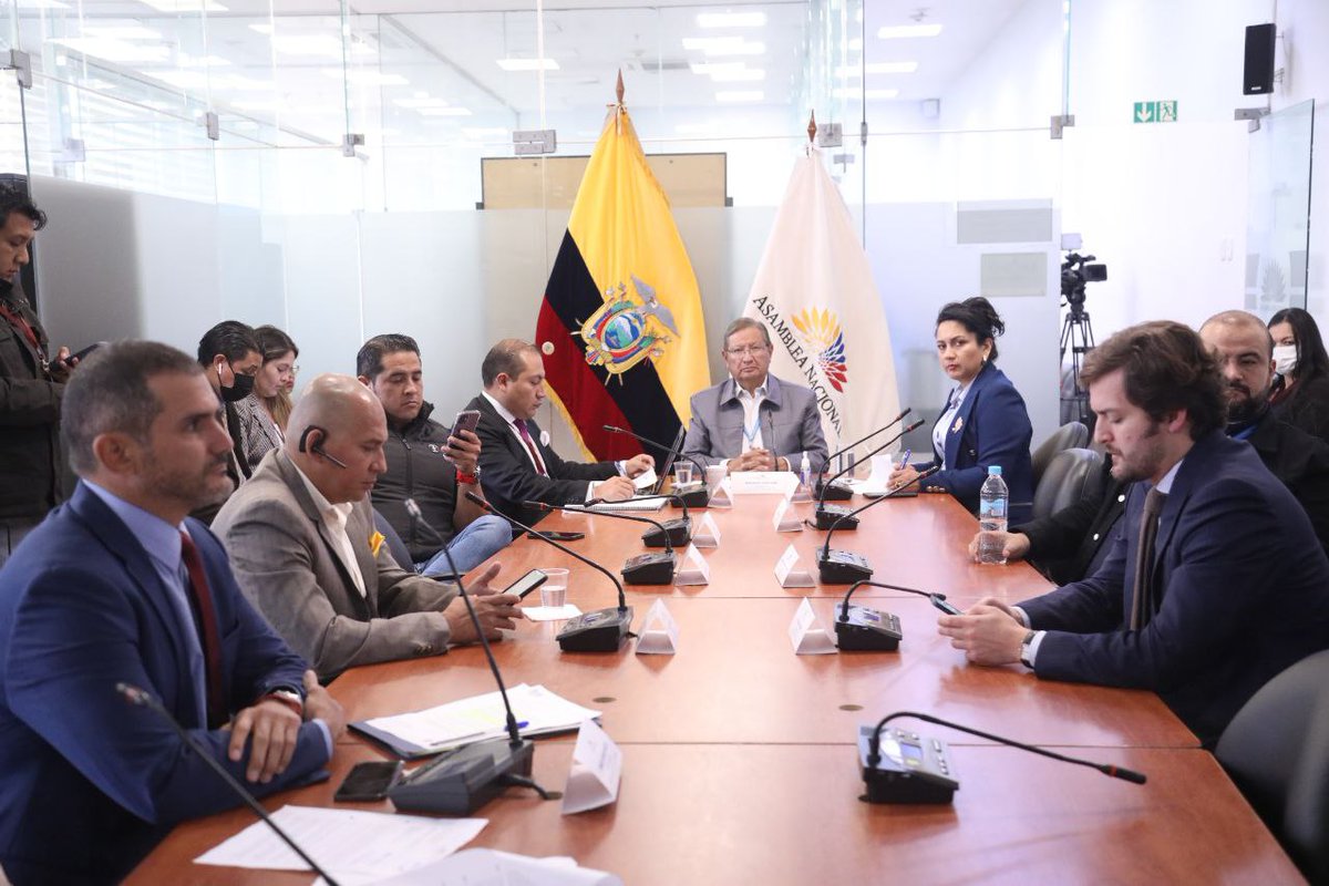 #Ahora | <a href="/soberanialimen/">Soberanía Alimentaria</a> instala la sesión N° 176 para recibir la comparecencia de <a href="/ErnestoVarasVal/">Ernesto Varas Valdez</a>, director ejecutivo de la <a href="/ANT_ECUADOR/">ANT Ecuador</a>.