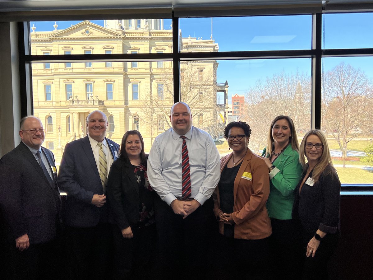 OaklandMIWorks's tweet image. As #LegislativeDay continues, #OaklandCounty Michigan Works! and other #MiWorks offices discuss legislative priorities regarding the current and future workforce with leaders like Senator @electWebber and State Representative @JasonMHoskins.
