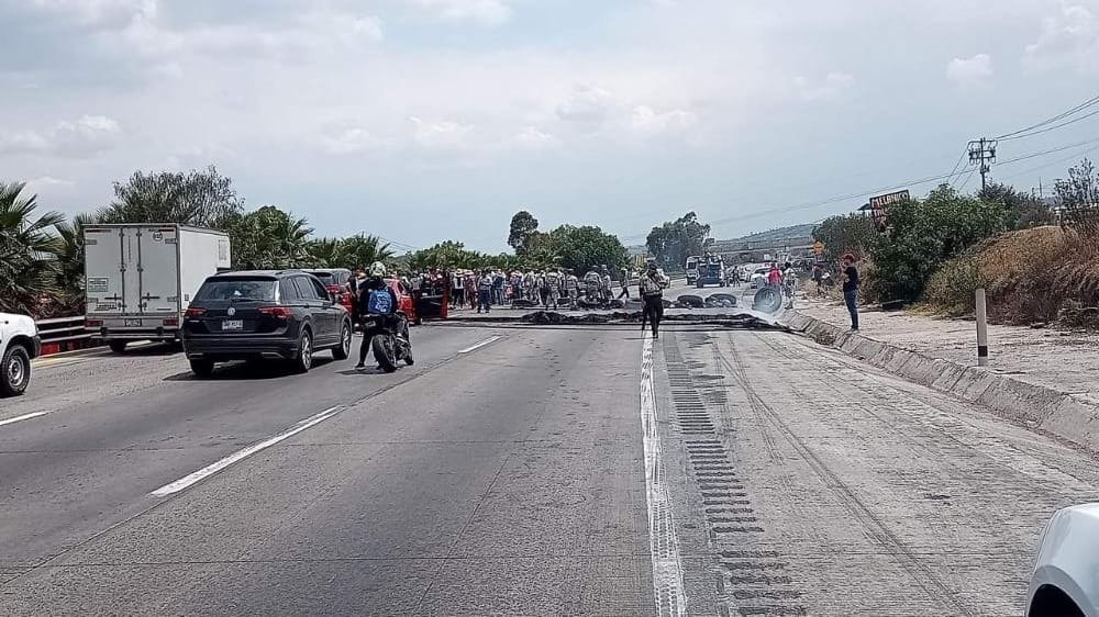 Mon_Trabal tweet media