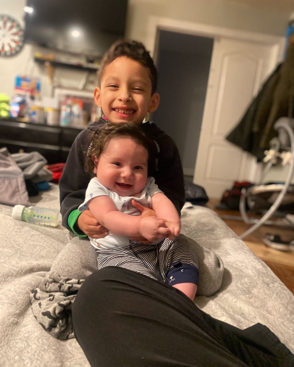 cielooyellow's tweet photo. My kids are my WHOLE entire world 🌎 ❤️ I LOVE them 😍😫🥹🥹🥹 https://t.co/XgacJPv1aM