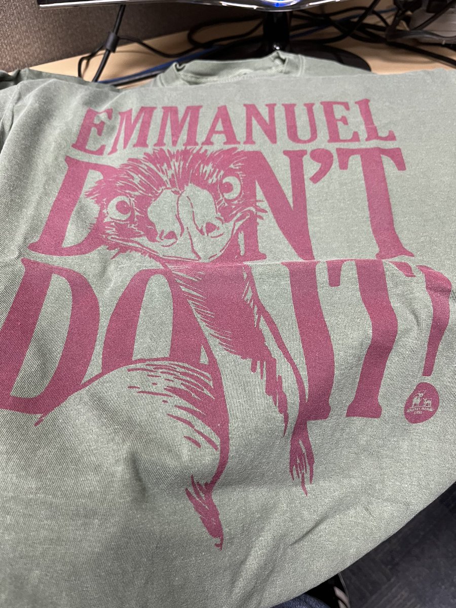 IrelandMD's tweet photo. @hiitaylorblake excited to have my new favorite summer shirt…❤️ me some ETL! https://t.co/qrtsfBbXDf