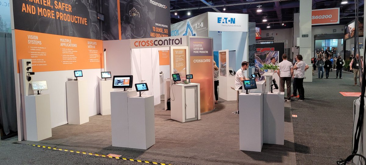 The maximatecc exhibit at CONEXPO-CON/AGG looks amazing! The hanging sign ensures visitors can find the booth easily on a crowded expo floor. The large-sale graphic wall reinforces their brand message in a clear and eye-catching way. #maximumimpact #brandidentity #tradeshowbooth