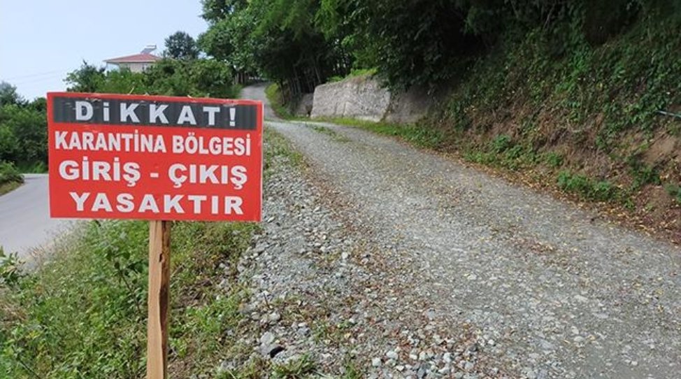 zonguldak's tweet photo. Zonguldak’ta Ereğli, Alapl��, Kozlu, Gökçebey ilçeleri ve merkeze bağlı köylerde ahır ve ağıllarda inek, koyun ve keçi gibi hayvanlarda şap hastalığı tespit edildi.

Devrek ilçesi ise önlem amacıyla kapsama alınarak toplam 215 köy karantina altına alındı. https://t.co/EIkNfufQCD