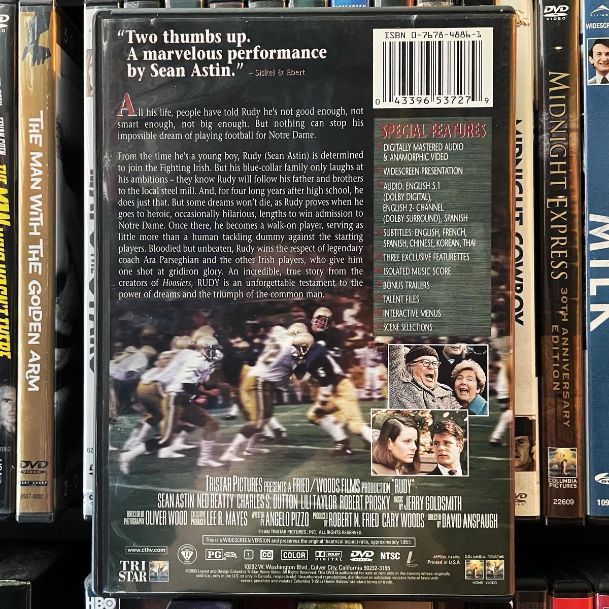 “Having dreams is what makes life tolerable”
#rudy #1993movie #90scinema #davidanspaugh #jerrygoldsmith #angelopizzo #seanastin #jonfavreau #nedbeatty #charlessdutton #lilitaylor #robertprosky #robertjsteinmillerjr #johnbeasley #vincevaughn #chelcieross #amypietz #dvd #dvdcover