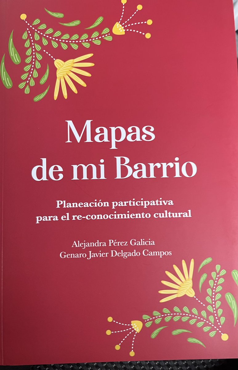 OfeliaAngulo_'s tweet photo. Hoy presentamos, en la #AlcadiaXochimilco, el libro Mapas de mi Barrio: Planeación participativa para el reconocimiento cultural, cuya coordinación realizó Alejandra Pérez y Javier Delgado del #PUEC de la #UNAM. Enhorabuena https://t.co/nBonRxJTqg